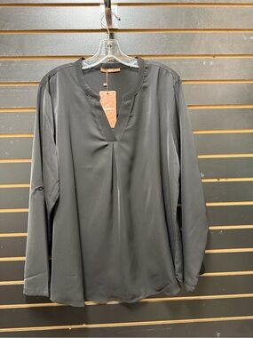 NWT Gaharu Women’s XL Black Long Sleeve Tunic Blouse